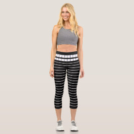 Elegantes Schwarz-weißes Streifenmuster Capri Leggings