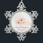 Elegantes Script Baby's First Christmas Foto Schneeflocken Zinn-Ornament<br><div class="desc">Dieses Schneeflocken Weihnachtsschmuck bietet dem Baby das erste Weihnachtsthema. Der Skripttext "Mein 1. Weihnachten" erscheint auf einem weißen Hintergrund in rot. Mit dem benutzerdefinierten Text können Sie den Namen und das Jahr Ihres Neugeborenen hinzufügen.</div>