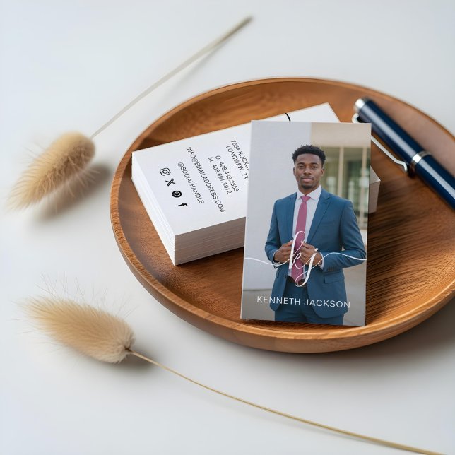 Elegantes Script Calligraphy Monogram Logo & Foto Visitenkarte (Elegant Script Calligraphy Monogram Logo & Photo Business Card)