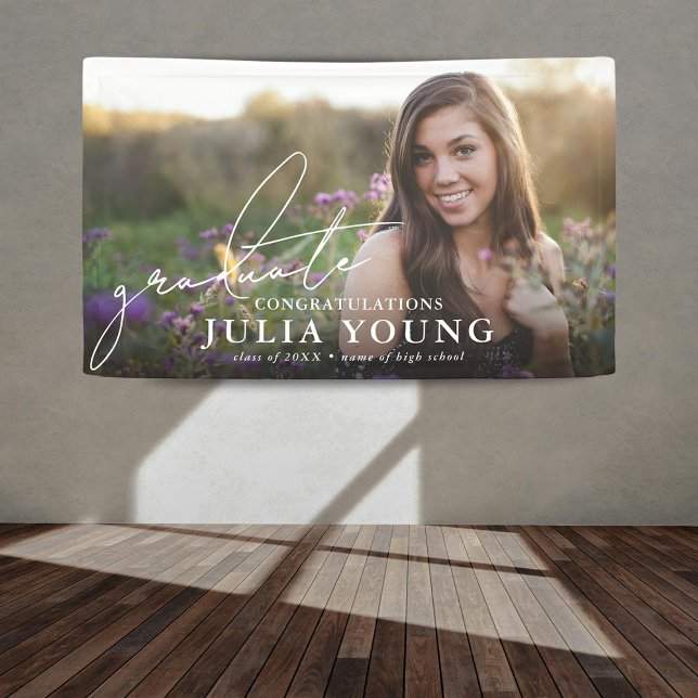 Elegantes Script Graduate Foto Herzlichen Glückwun Banner (Von Creator hochgeladen)