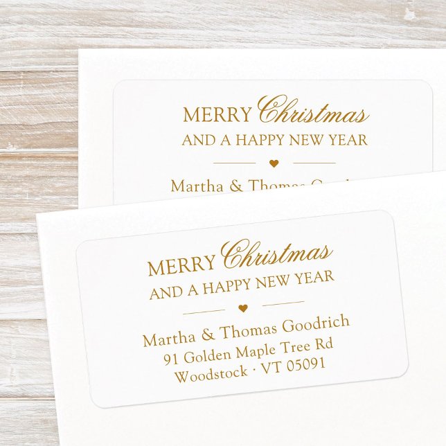 Elegantes Script Merry Christmas Gold Rücksendeadr Adressaufkleber (Simple, Elegant Merry Christmas and a Happy New Year return address label with small golden heart.)