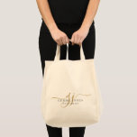 Elegantes Script Personalisiert Monogram Bridesmai Tragetasche<br><div class="desc">Diese stilvolle,  moderne,  minimalistische Tote-Tasche verfügt über ein elegantes,  stilvolles Monogramm,  um den Namen der Brautmädchen zu personalisieren. Gold und Schwarz-Monogramm.</div>