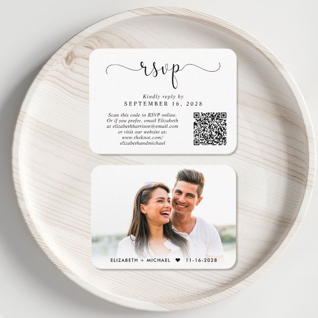 Elegantes Script QR Code Foto Wedding RSVP Begleitkarte (Von Creator hochgeladen)