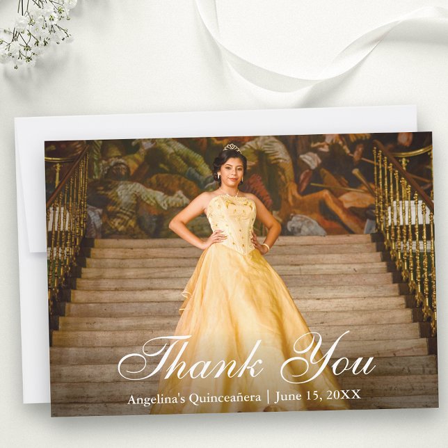 Elegantes Script Quinceañera Foto Dankeskarte (Customize to add text to back of card.)