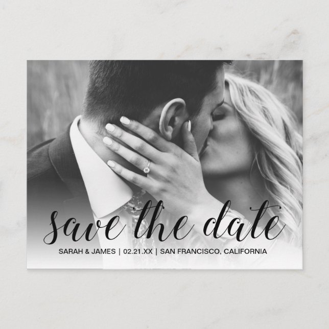 Elegantes Script Save the Date Verlobung Foto Ankündigungspostkarte (Vorderseite)