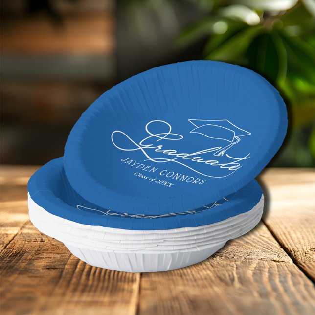 Elegantes Script und Grad Cap Blue Pappteller (Elegant Graduate script and grad cap on blue paper bowls)