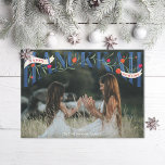 Elegantes Serif Hand Lettered Happy Hanukkah Foto Feiertagskarte<br><div class="desc">Elegante handgezeichnete Serife "hanukkah" mit Granatapfelaten und Blume mit "Happy" und "mit Liebe" in Bändern. Original Grafik von Becky Nimoy. Foto mit Höflichkeit</div>