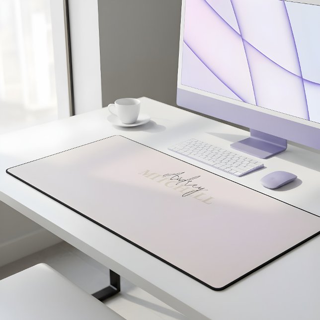 Elegantes Signature-Script-Monogramm rosa Schreibtischunterlage (Von Creator hochgeladen)