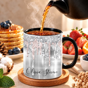 Elegantes silbernes Monogramm mit tropfendem Glitt Kaffeetasse
