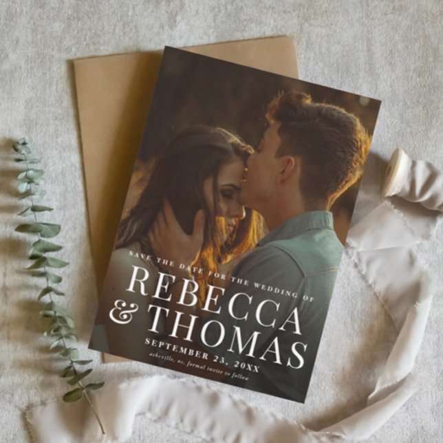 Elegantes Simple Typografy Foto Wedding Save The Date (Elegant Simple Typography Photo Wedding Save the Date Cards.)