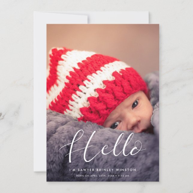 Elegantes Skript Hallo neues Baby-Foto Ankündigung (Vorderseite)