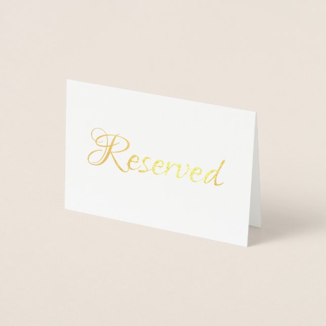 Elegantes Skript reserviert Platz für Hochzeitstis Folienkarte (Vorderseite)