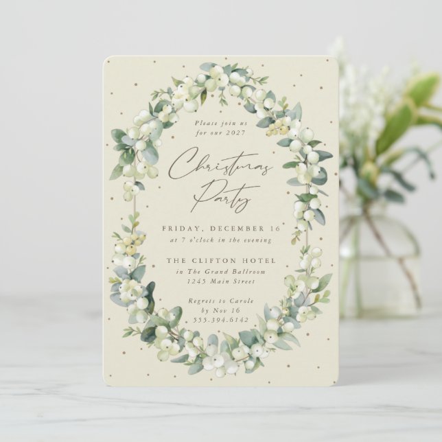 Elegantes Snowberry+Eukalyptus Rahmen Weihnachtsge Einladung (Stehend Vorderseite)
