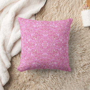 Elegantes Soft Pink Fraktal Mandala Symmetry Desig Kissen