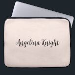 Elegantes, stilvolles, Schlichtes Handwriting Laptopschutzhülle<br><div class="desc">Suchen Sie eine schöne Kalligrafie mit einer ästhetischen Handschrift? Dieses einfache,  auffällige Design ist für Sie. Dieses Produkt beeindruckt sofort diejenigen,  die es sehen. Das feine und geschmackvolle Design spiegelt sofort die Qualität Ihrer Beziehung und Familie wider.</div>