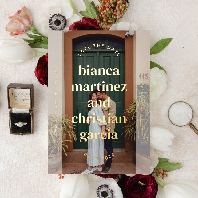 Elegantes typografisches Foto Save the Date Folieneinladung (Von Creator hochgeladen)