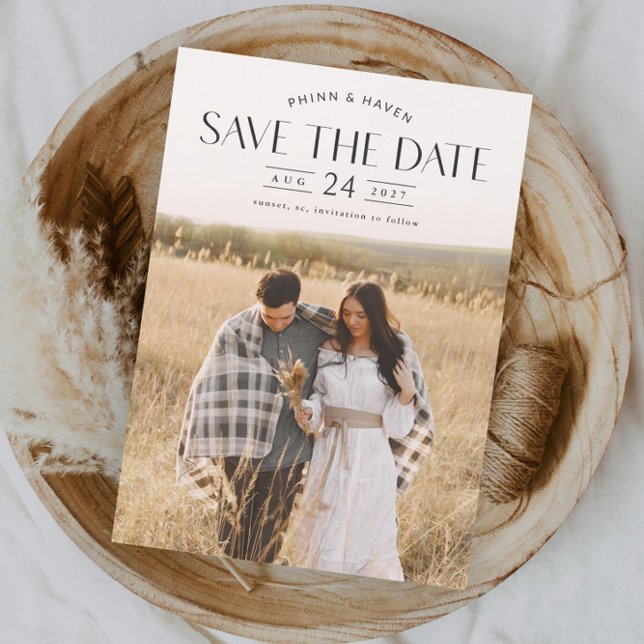 Elegantes Typografy Foto Wedding Save The Date (Elegant Typography Photo Wedding Save the Date Card.)