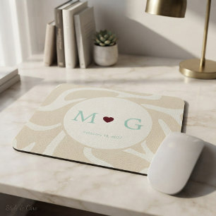 Elegantes, verfeinertes, romantisches Design: weic Mousepad