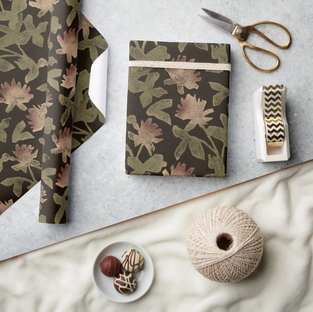 Elegantes, vintage, dunkles Blumenmuster-Wrap-Papi Geschenkpapier (Kunsthandwerk)