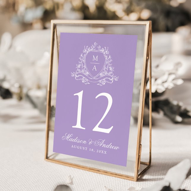 Elegantes Wappen Monogram Lavender Wedding Tischnummer (Von Creator hochgeladen)