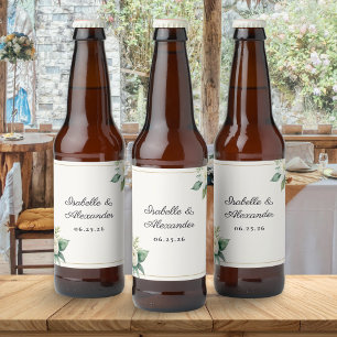 Elegantes weißes florales botanisches Hochzeitsges Bierflaschenetikett