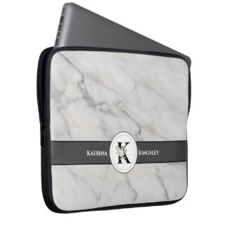 Elegantes weißes florales Monogramm & Name Marmor- Laptopschutzhülle