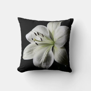 Elegantes, weißes Lilienwirbelkissen Kissen