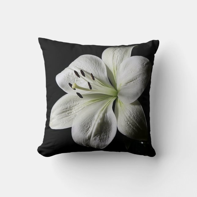 Elegantes, weißes Lilienwirbelkissen Kissen (Vorderseite)