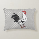 Elegantes weißes Rooster-Akzent-Kissen Dekokissen<br><div class="desc">Elegantes weißes Rooster auf grauem und weißem Polka Dot Hintergrund. Der Hahn ist ein traditionelles Symbol der viel Glück,  besonders in der Küche. Dieser glückliche Typ ist ein echter Ausseher mit seinen weißen und grauen Federn und seinem wunderschönen roten Kamm.</div>