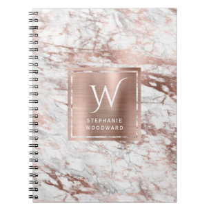 Elegantes weißes Rosenmarmor-Monogramm Notizblock