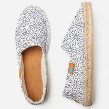 Elegantes White Blue Floral Line Art Muster Stilvo