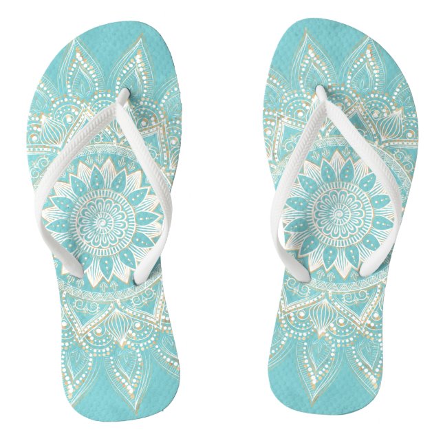 Elegantes White Gold Mandala Sky Blue Design Flip Flops (Fußbett)