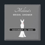 Elegantes White Gown on Gray - Stilvolles Brautpar Magnet<br><div class="desc">Brautparty speichert den Datums-Magneten mit einem klassisch grauen Hintergrund. Eine grafische Abbildung eines eleganten weißen Gewindels,  das an einem Kleiderbügel hängt. Das einfache minimalistische Design.</div>