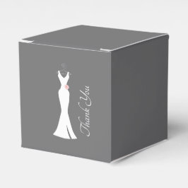 Elegantes White Gown on Gray - Stilvolles, einfach Geschenkschachtel