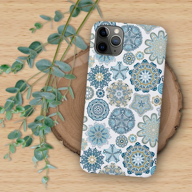 Elegantes Winterblau-Fantasie-Mandala-Kunstmuster Case-Mate iPhone Hülle (Von Creator hochgeladen)