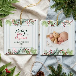Elegantes Winterlaub Baby Erstes Weihnachten Name Keramikornament