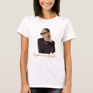 "Eleganz: Mehr als ein Look, ein Lebensstil" T-Shirt