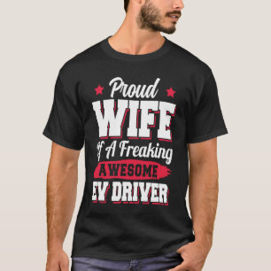 Elektrische Ehefrau des Elektrofahrzeugführers T-Shirt