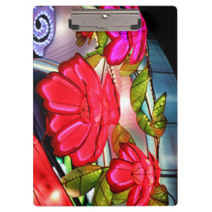 Elektrische Eleganz in Rosa Klemmbrett