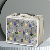 Elektrische Gitarren und Musiknoten