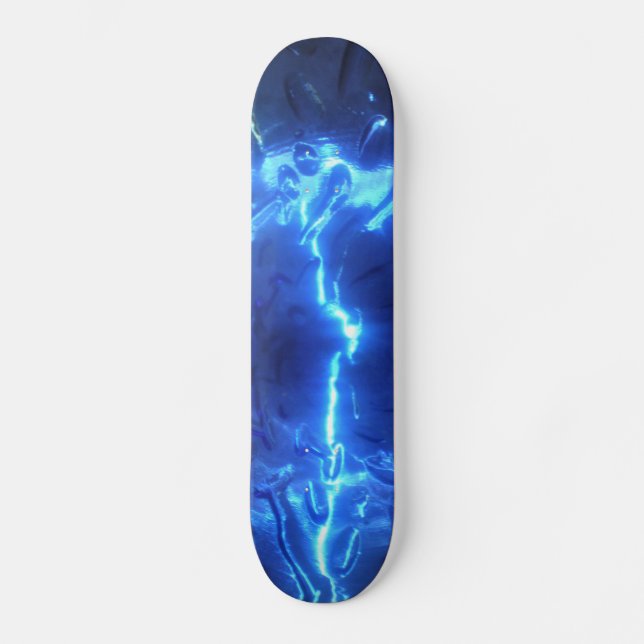 Elektrisches blaues Skateboard (Vorderseite)