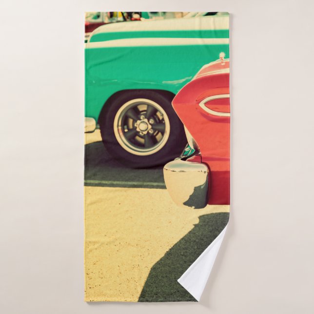 Elektronischer Keyboard-Synthesizer mit Weiß Badehandtuch (Badehandtuch)