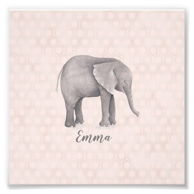 Elephant Girl mit rosa geometrischem Hintergrund Fotodruck (Vorne)