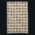 Elephant Muster Neutrals Geschirrtuch<br><div class="desc">Dekorieren Sie Ihre Küche mit diesem coolen Handtuch. Macht ein großartiges Haus-Erwärmung, Geburtstag oder Hochzeitsgeschenk! Sie können ihn anpassen und auch Text hinzufügen. Karo in meinem Shop für viel mehr Farben und Muster!</div>