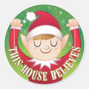 Elf Dieses Haus glaubt an den Weihnachtsumschlag Runder Aufkleber