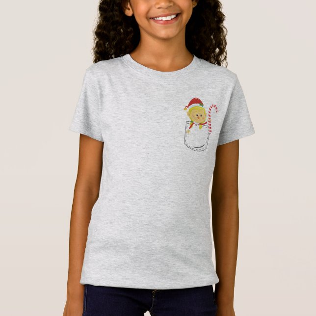 Elf Girl hält Candy Cane Inside Stitched Pocket T-Shirt (Vorderseite)