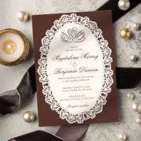 Elfenbein-Lace-Hochzeit mit eleganten braunen Schw