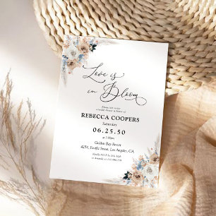 Elfenbeinblume und blauer Boho Brautparty Einladung
