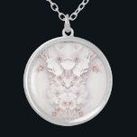 Elfenbeinblush Pink Floral Necklace Versilberte Kette<br><div class="desc">Schöne Elfenbeinblüte Rosa Blumenklammer</div>