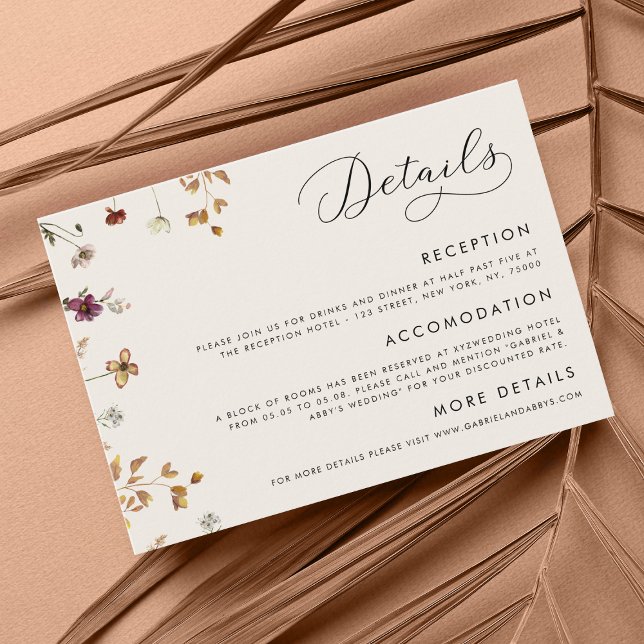 Elfenbeincreme Boho Fall Wildblumen Hochzeitdetail Begleitkarte (Von Creator hochgeladen)